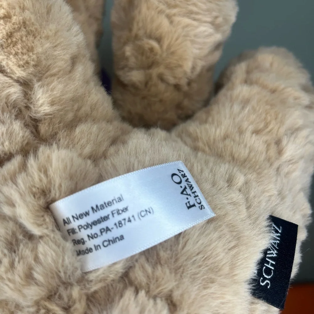 FAO Schwarz Plush Dog with Purple Heart bag - Picture 6 of 14